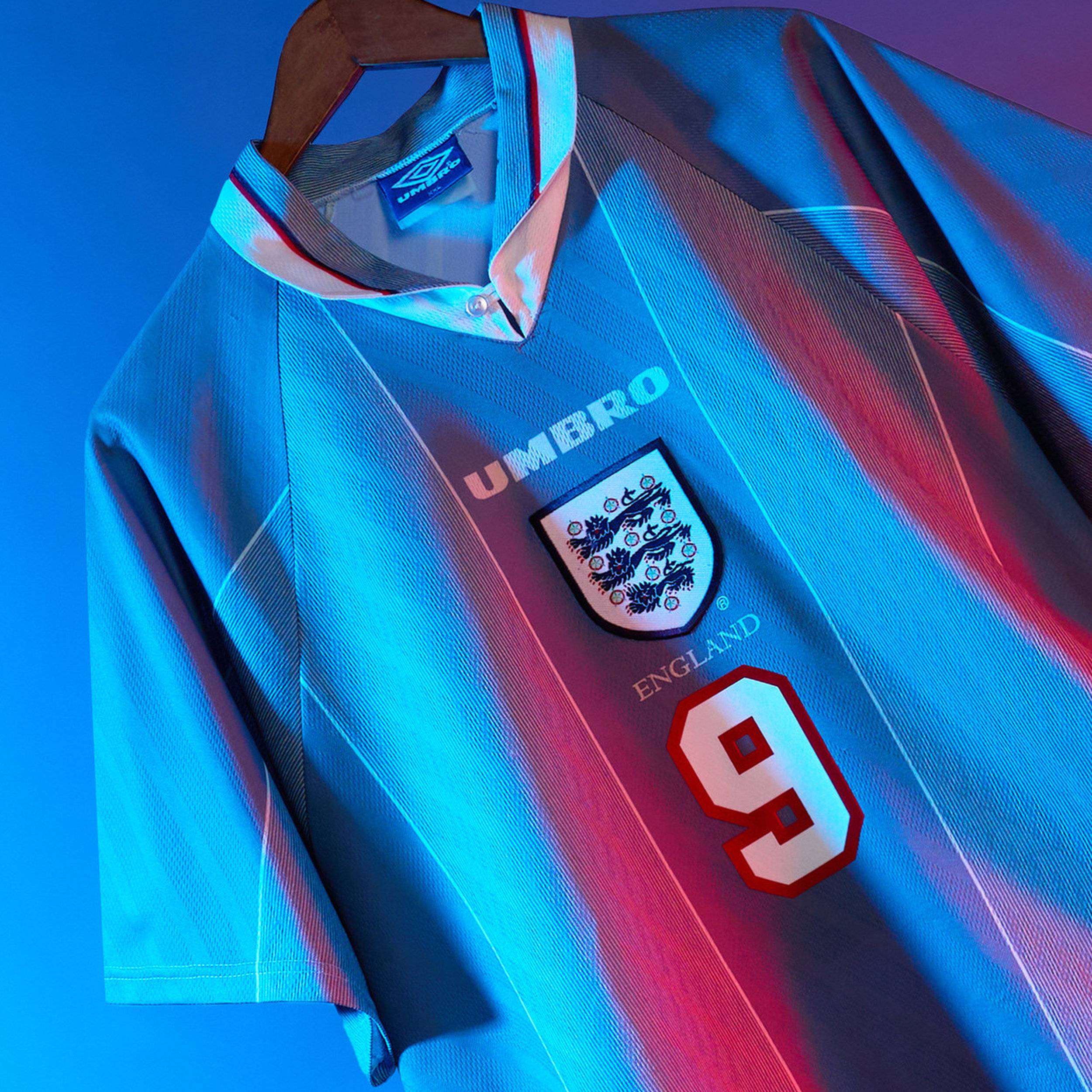 1996-97 England Away Shirt Shearer #9