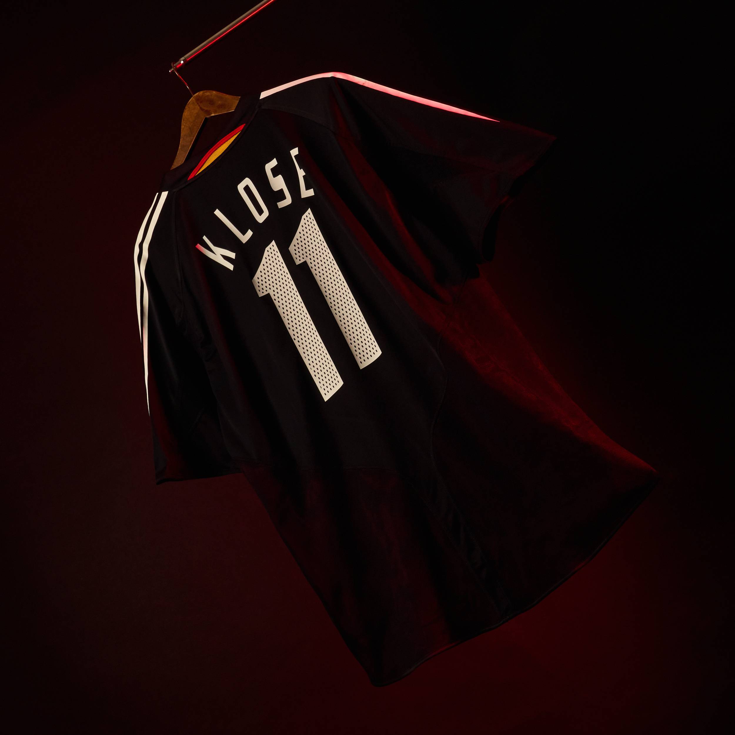 2004-06 Germany Away Shirt Klose #11