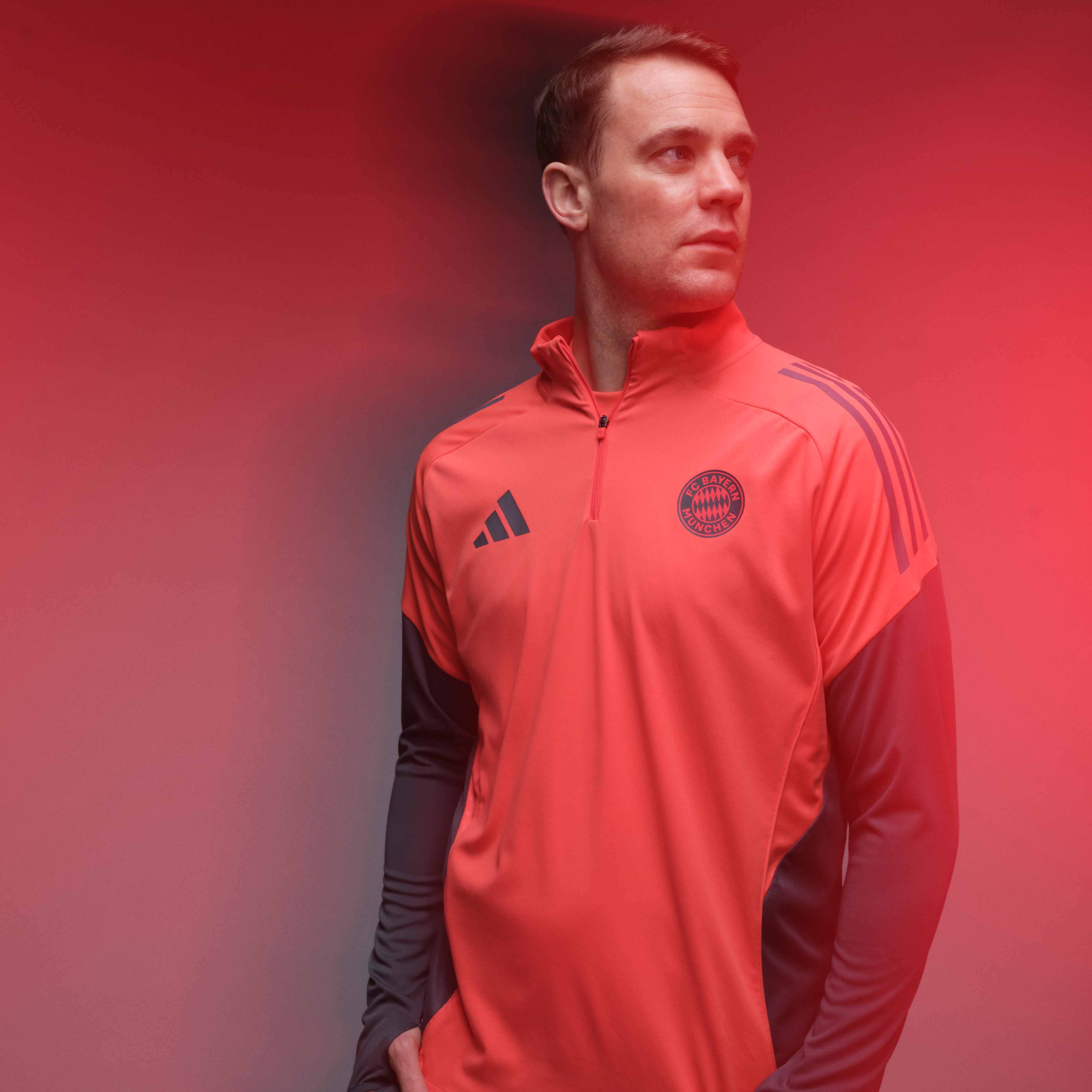 2025-26 Bayern Munich adidas 1/4 Zip Training Top