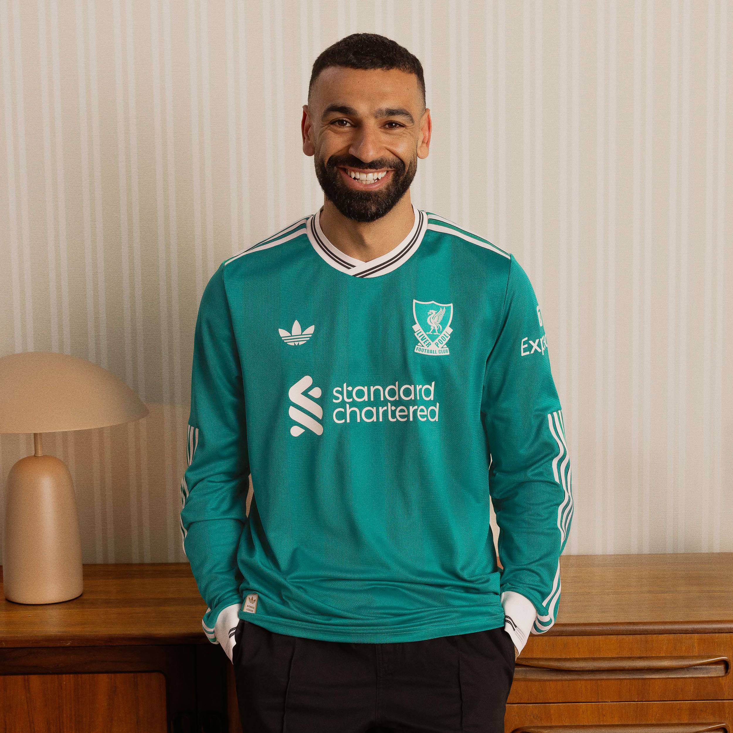 【レア】リバプール25-26 3rdユニフォーム M.Salah 11 90599972806803571ff93611048211