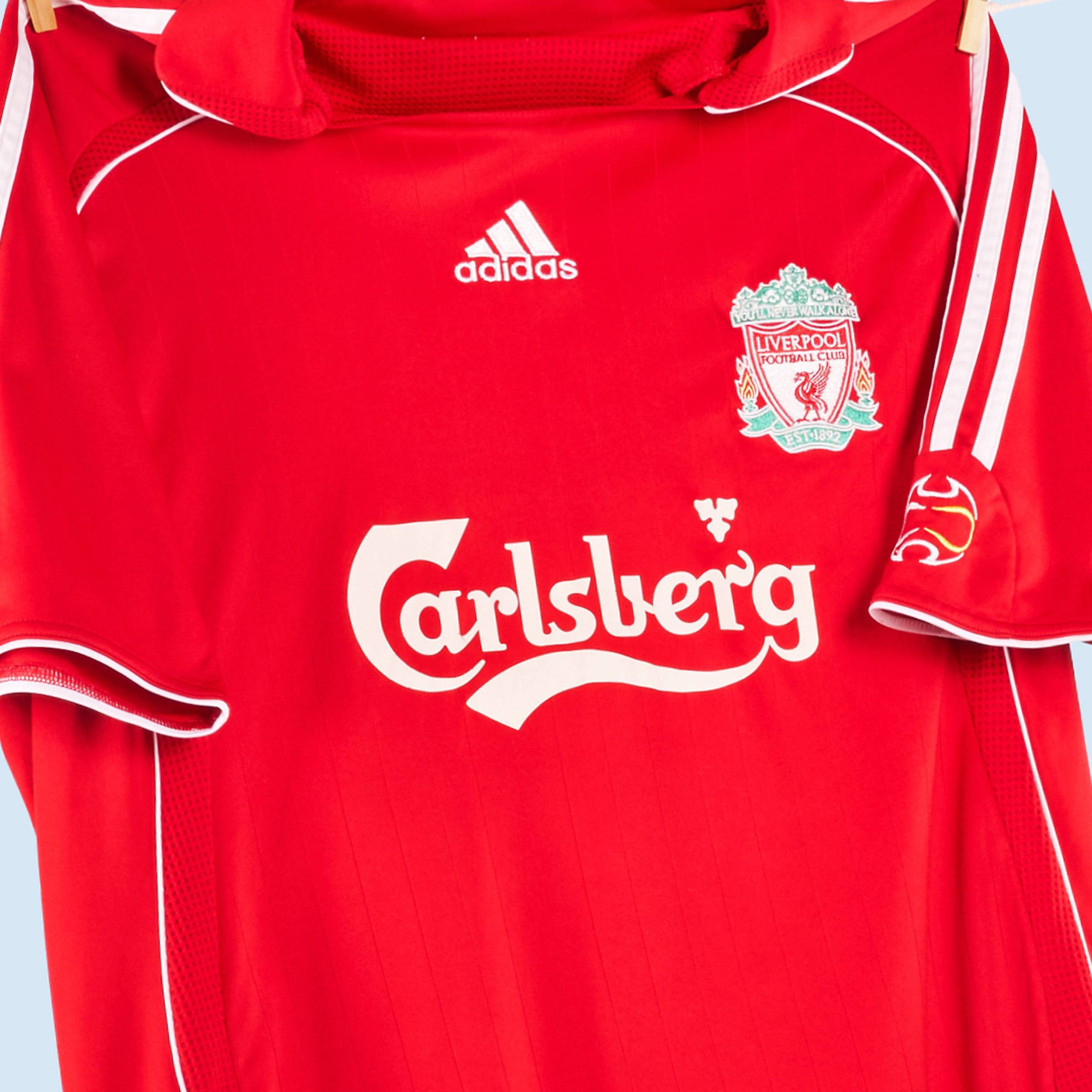 2006-08 Liverpool Home Shirt Gerrard #8