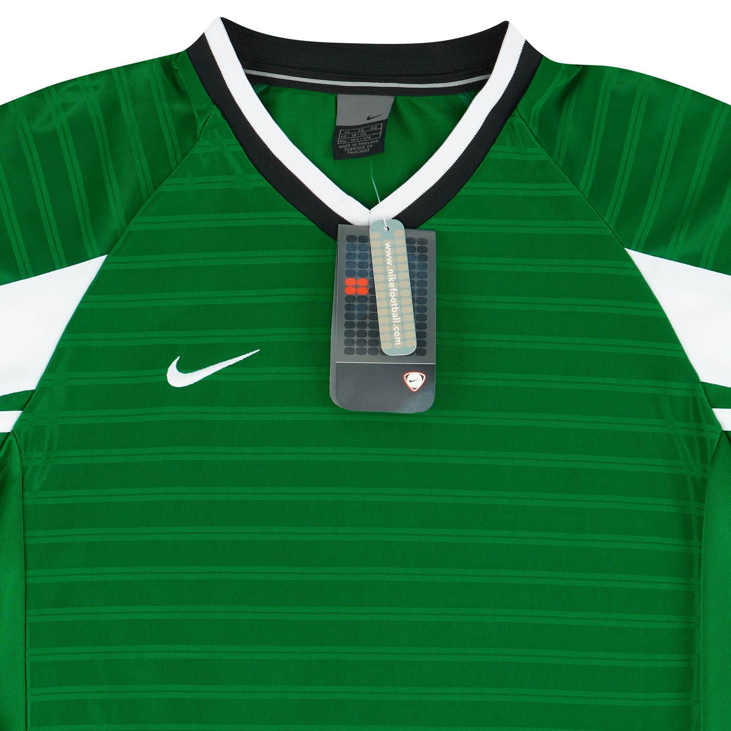 2001-02 Nike Template L/S Shirt (XL.Kids)