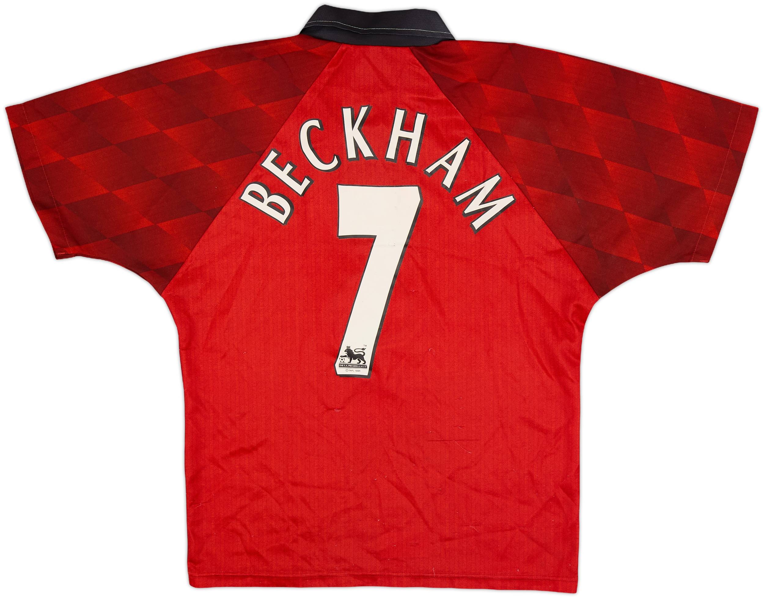 1996-98 Manchester United Home Shirt & Shorts - 8/10 - (Y)