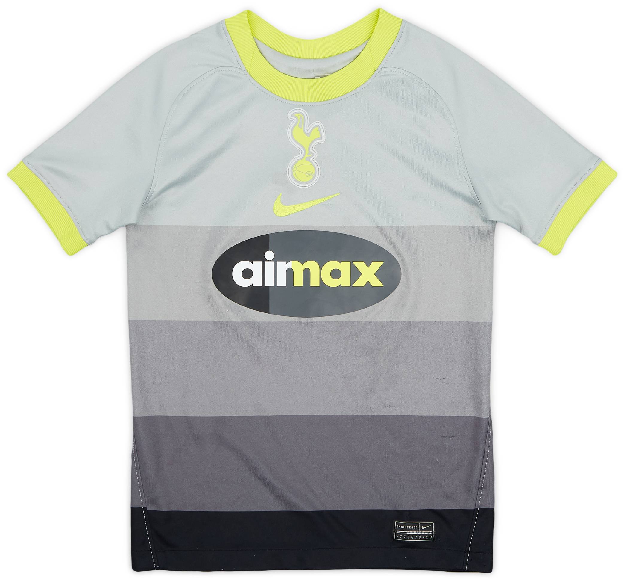 tottenham nike air max