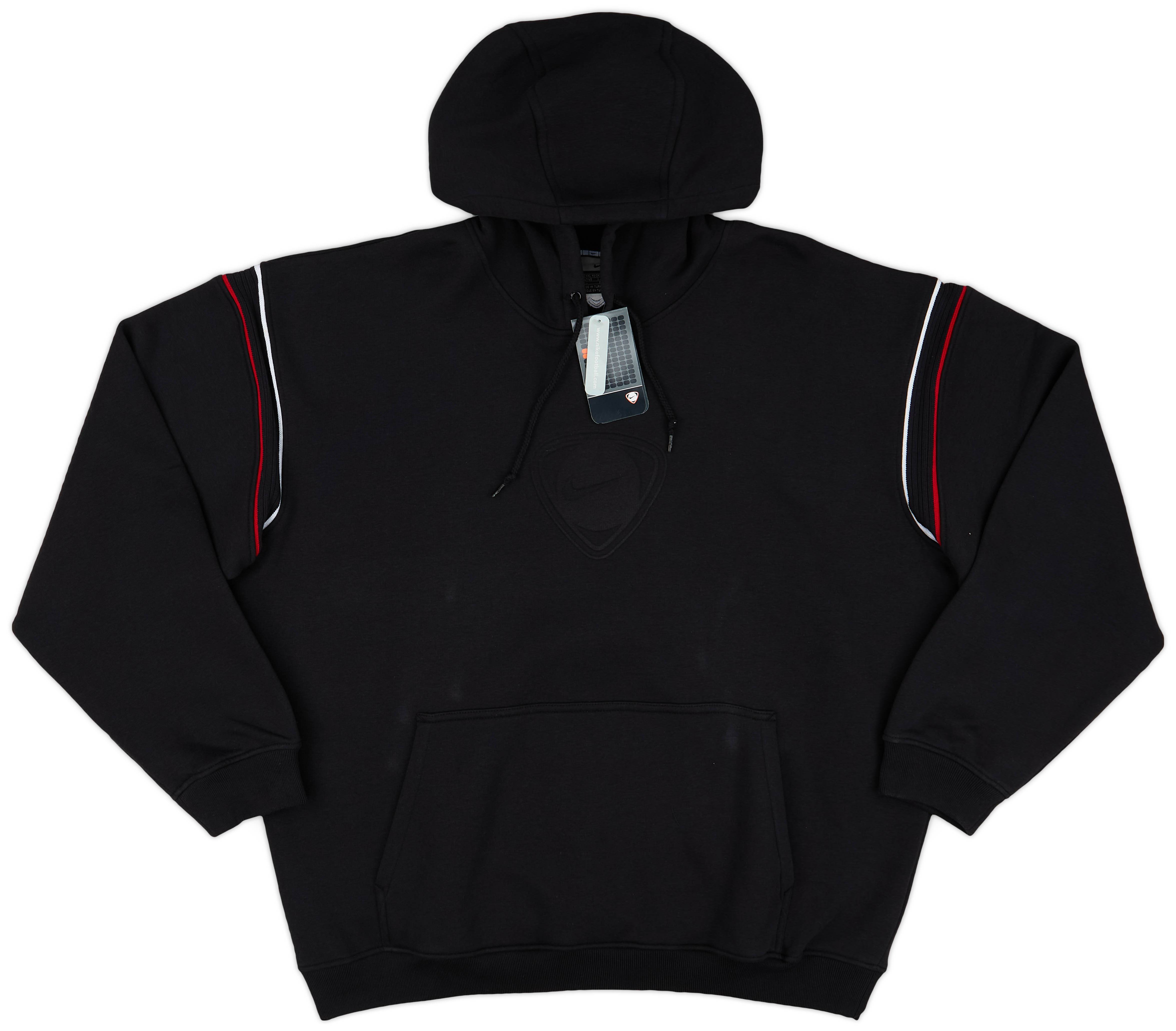 size m nike men's hooded shirts & tops