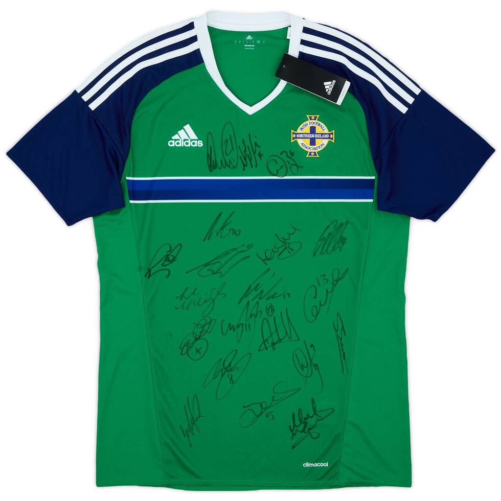 2016-17 Northern Ireland Squad Signed Home Shirt (M)