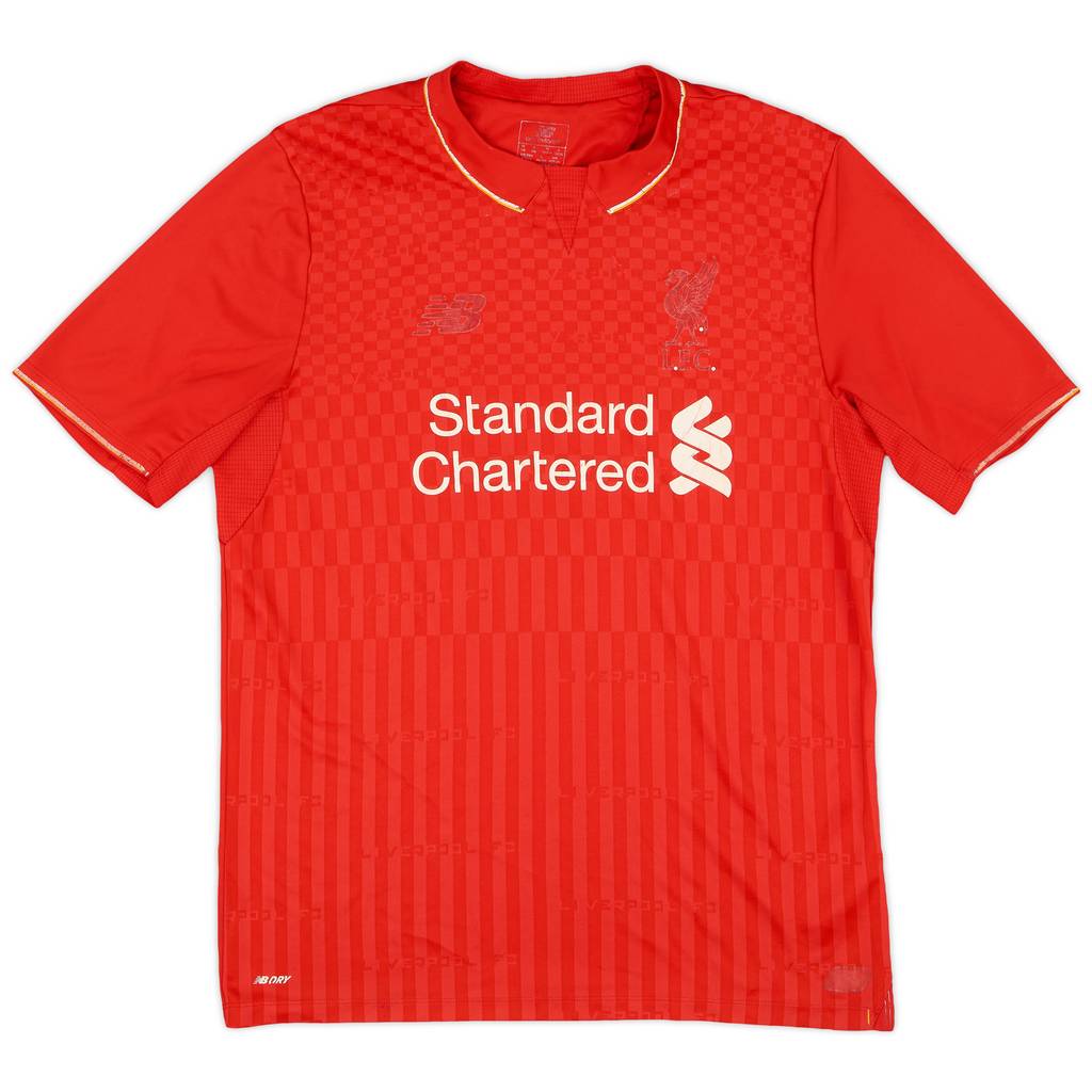 2015-16 Liverpool Home Shirt - 3/10 - (M)