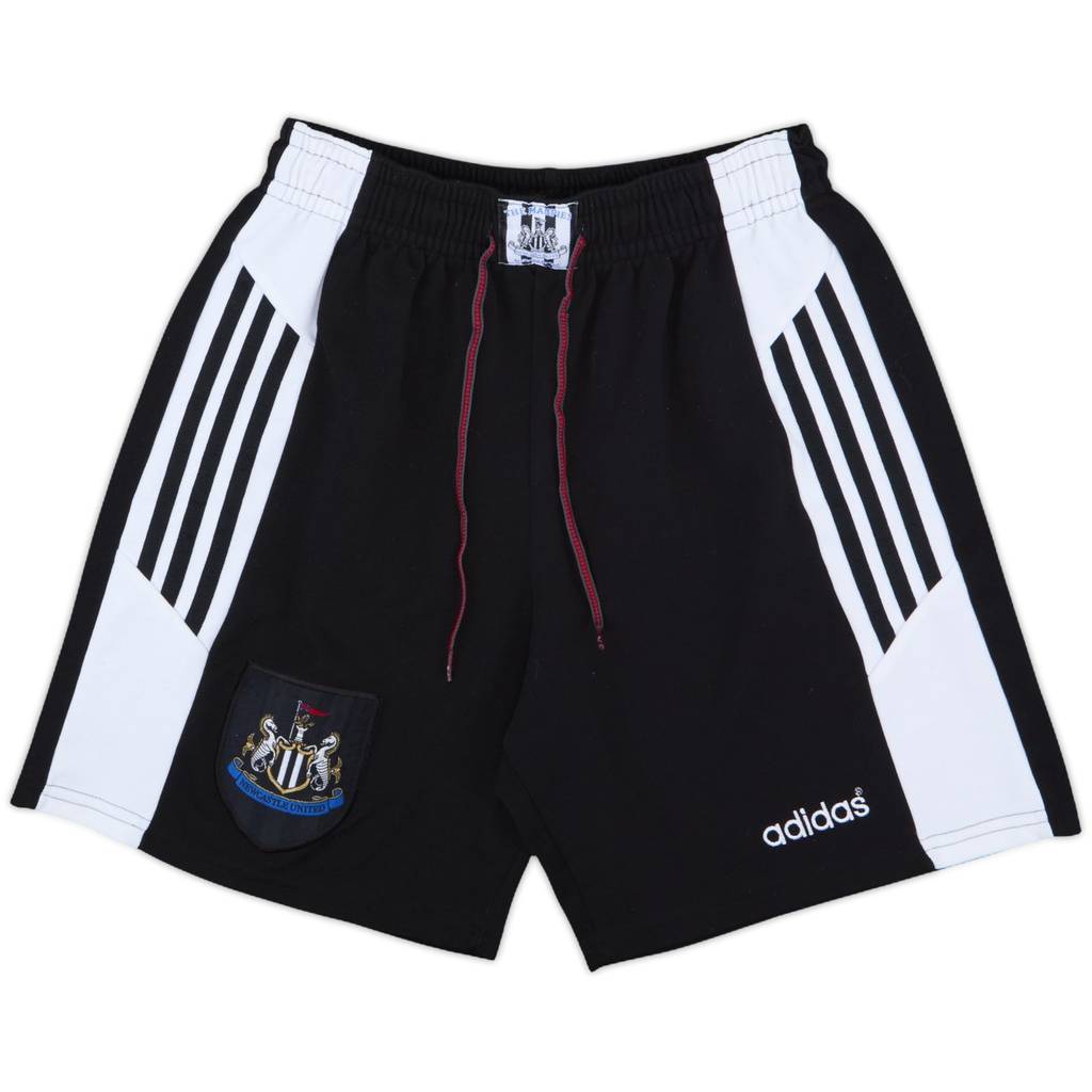 1996-97 Newcastle GK Shorts - 9/10 - (M)