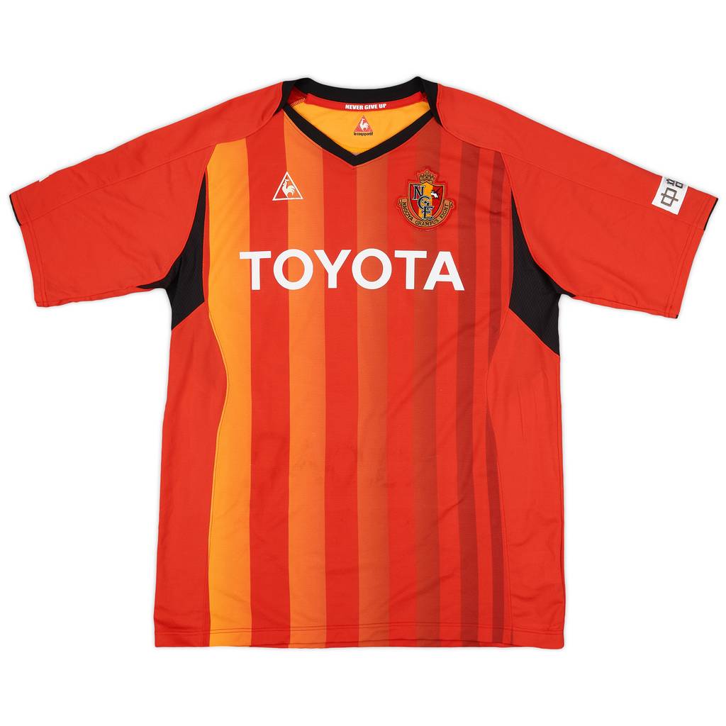 2009-10 Nagoya Grampus Eight Home Shirt - 7/10 - (XL)