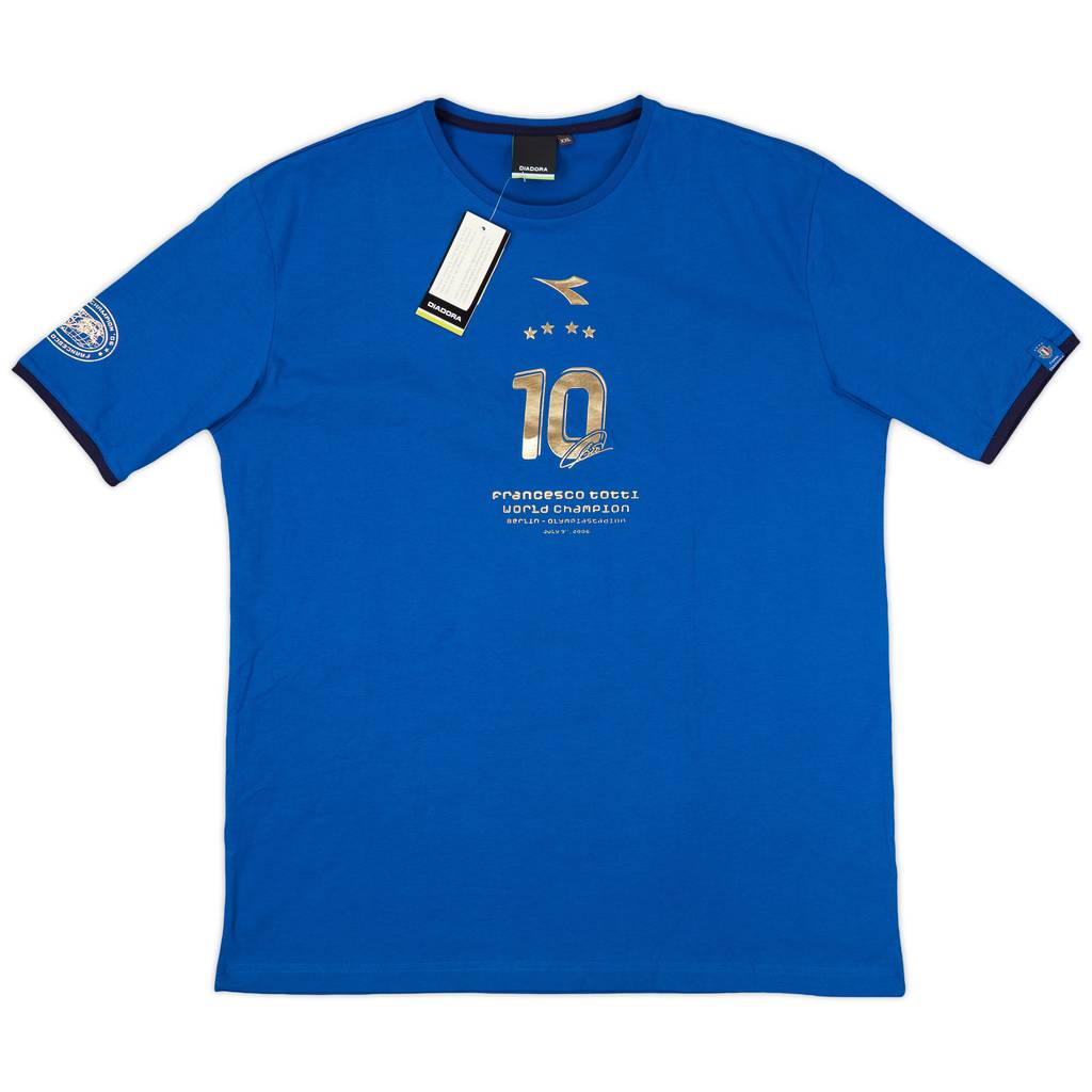 2006 Italy Diadora Francesco Totti Leisure Tee (XXL)