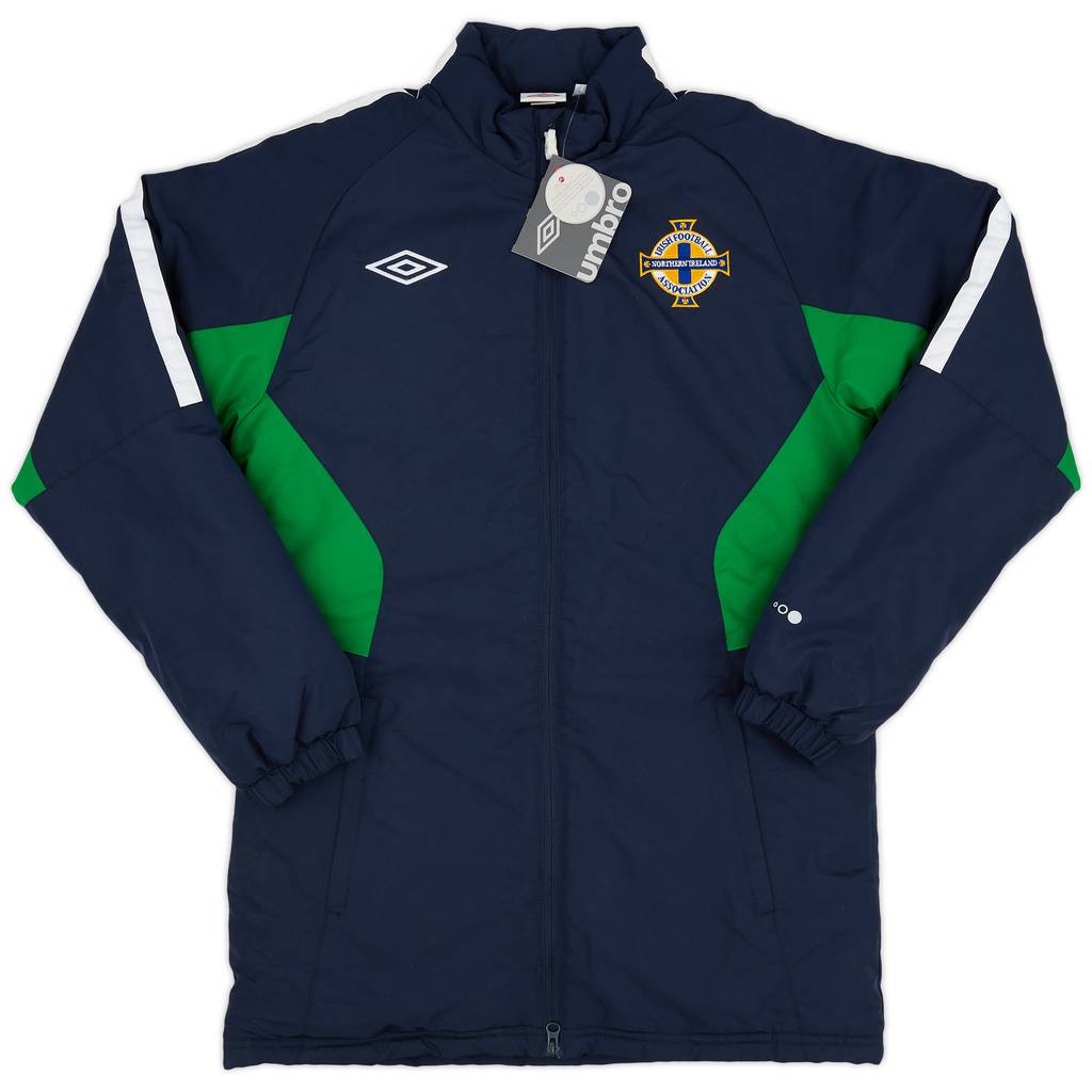2010-12 Northern Ireland Umbro Padded Bench Coat (M)