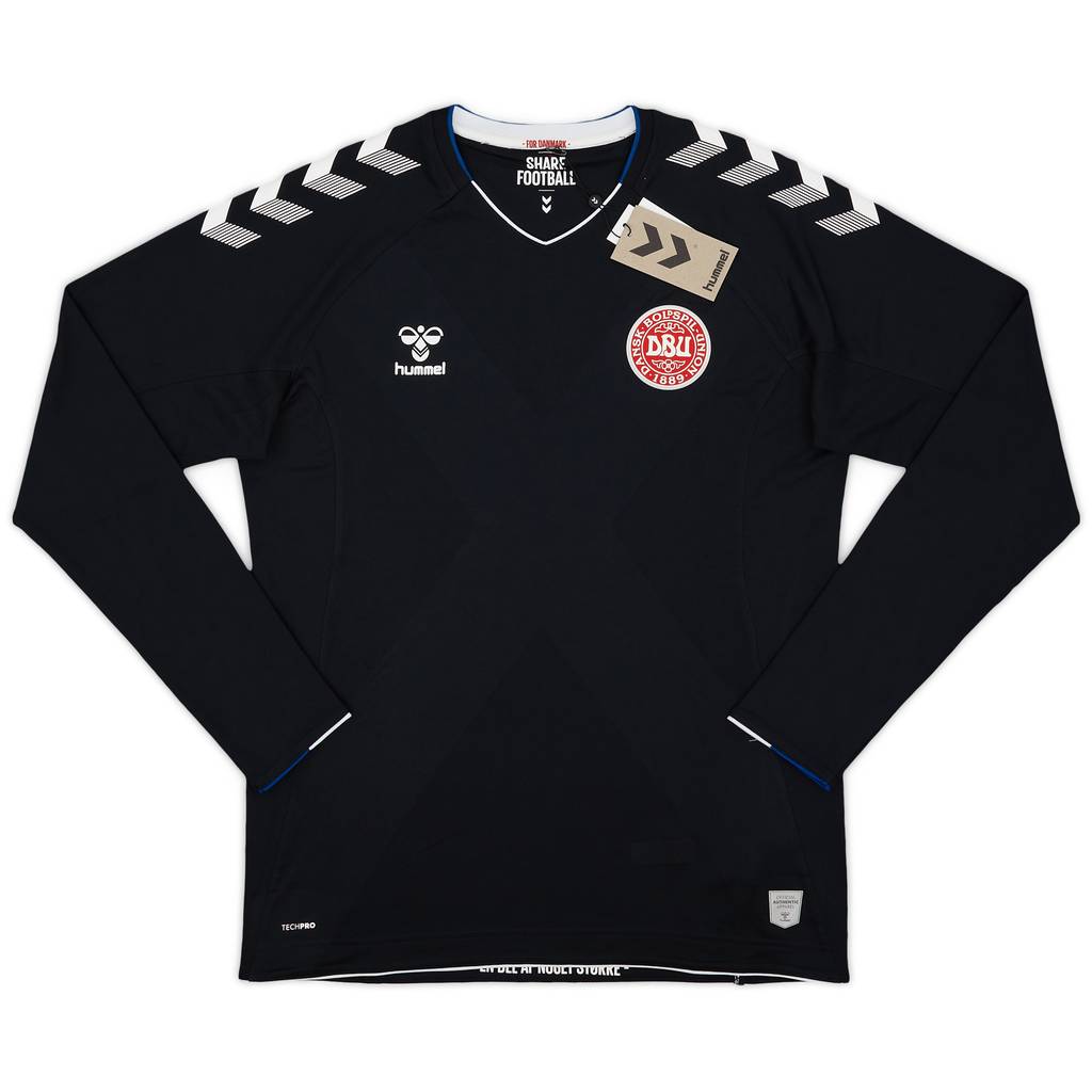 2018-19 Denmark GK Shirt (L)
