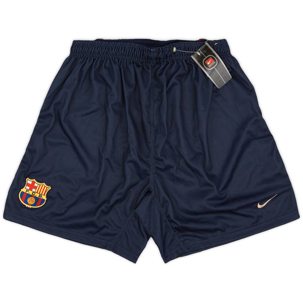 2001-02 Barcelona Home Shorts (XL)