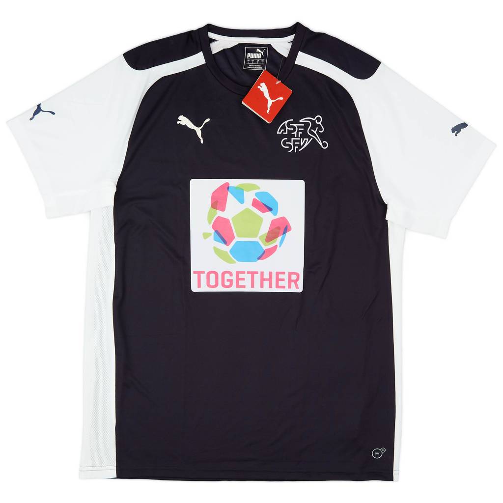 2015-16 Switzerland Puma Training Shirt (L)