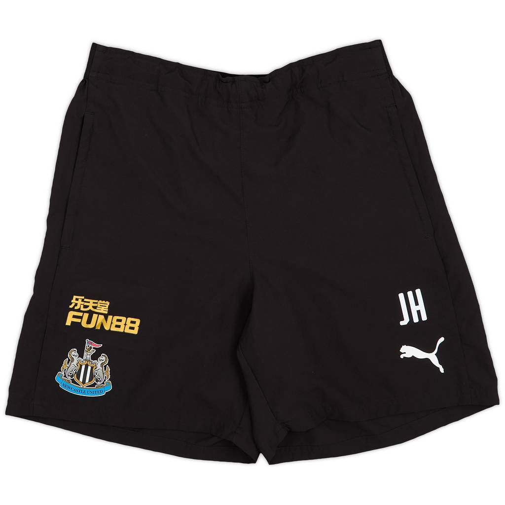 2017-18 Newcastle Staff Issue Puma Training Shorts JH - 9/10 - (M)