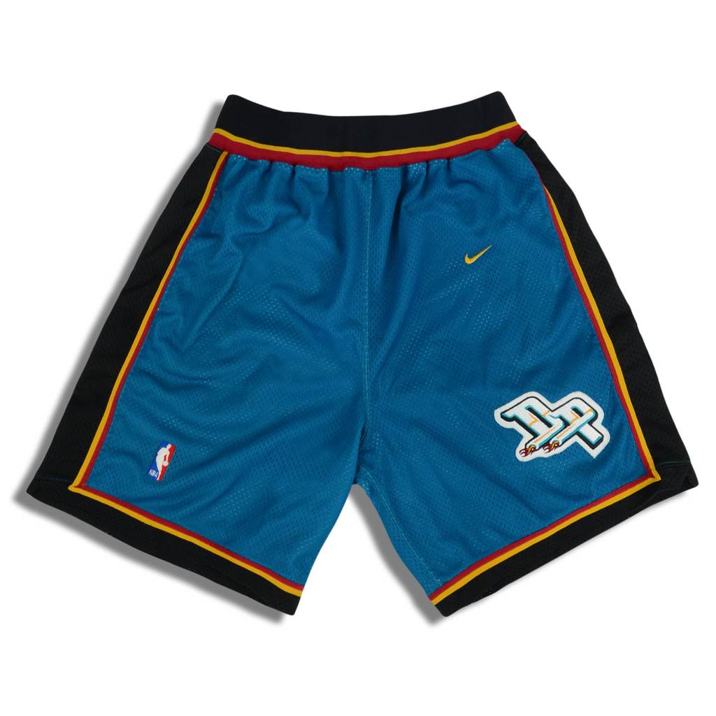 1997-01 Authentic Detroit Pistons Nike Shorts (Away) L