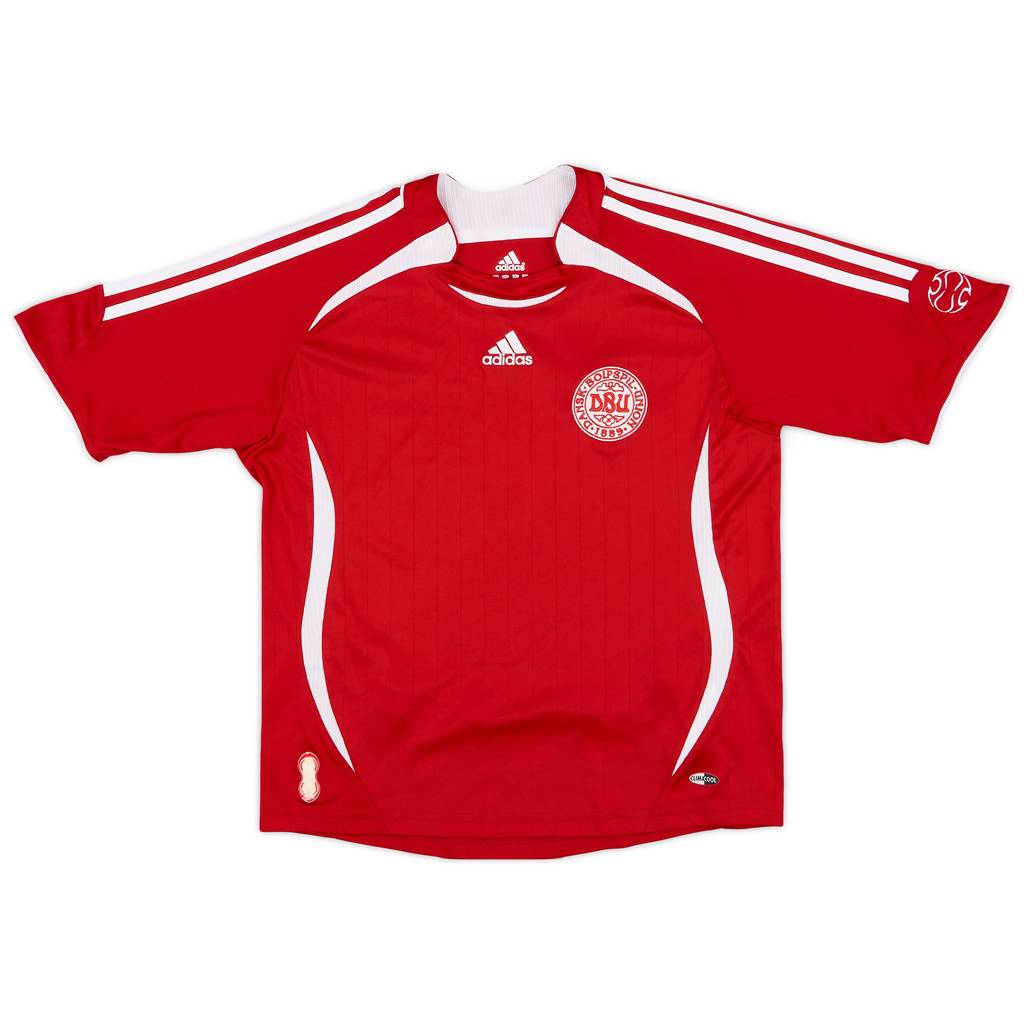 2006-08 Denmark Home Shirt - 9/10 - (M.Boys)