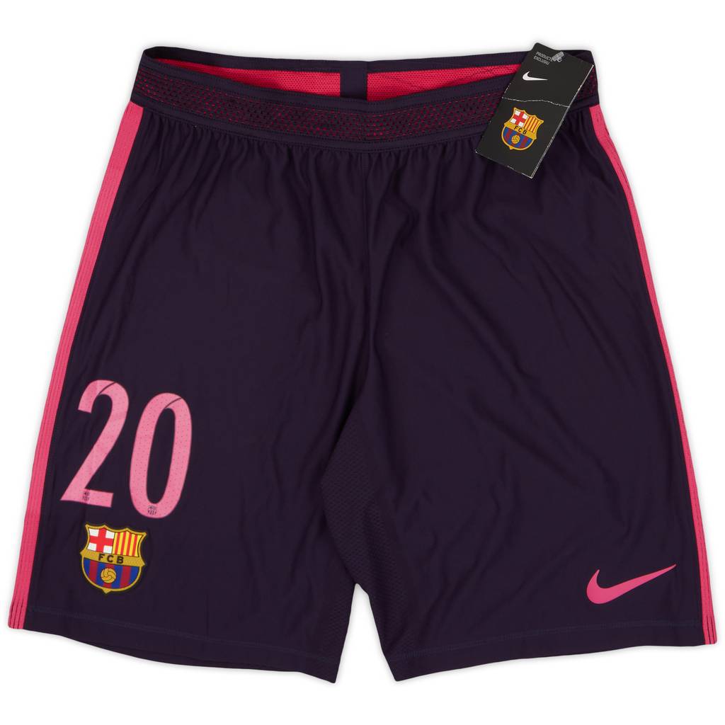 2016-17 Barcelona Player Issue Away Shorts #20 (Roberto) (M)