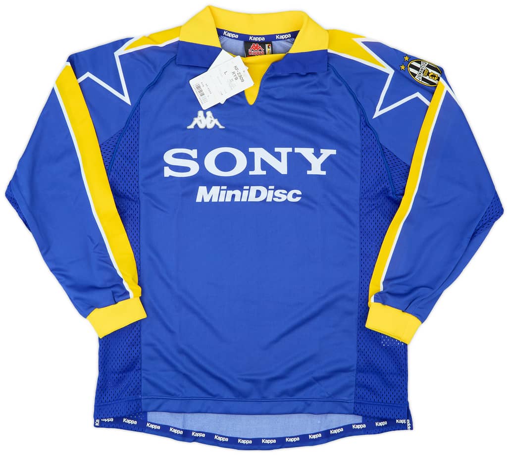 1996-97 Juventus Away L/S Shirt (L)