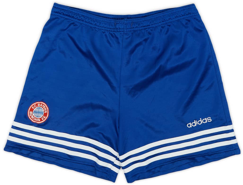 1995-97 Bayern Munich Home Shorts - 4/10 - (L)