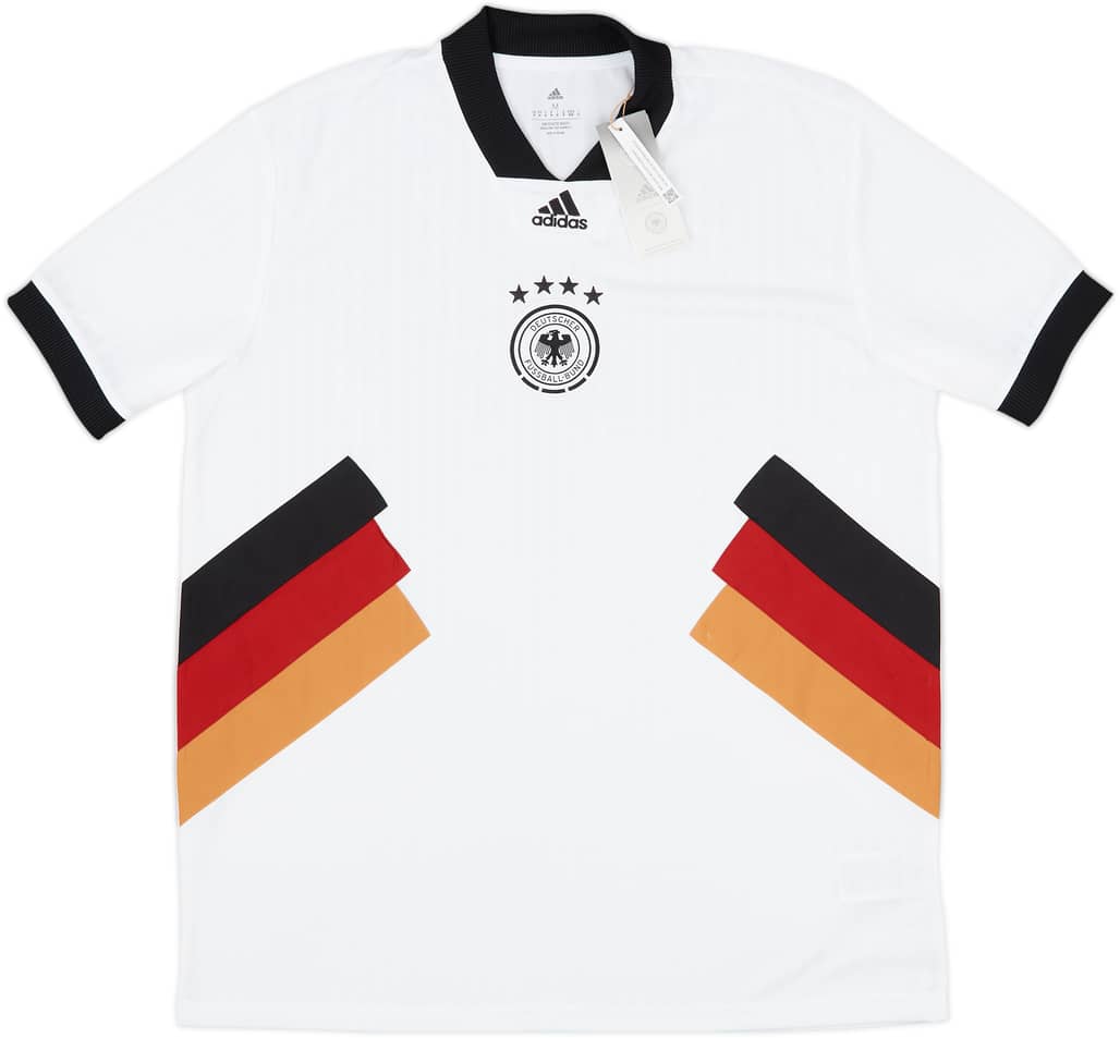 2022-23 Germany adidas Icon Shirt (M)