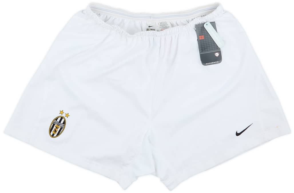 2003-04 Juventus Home Shorts (XL)