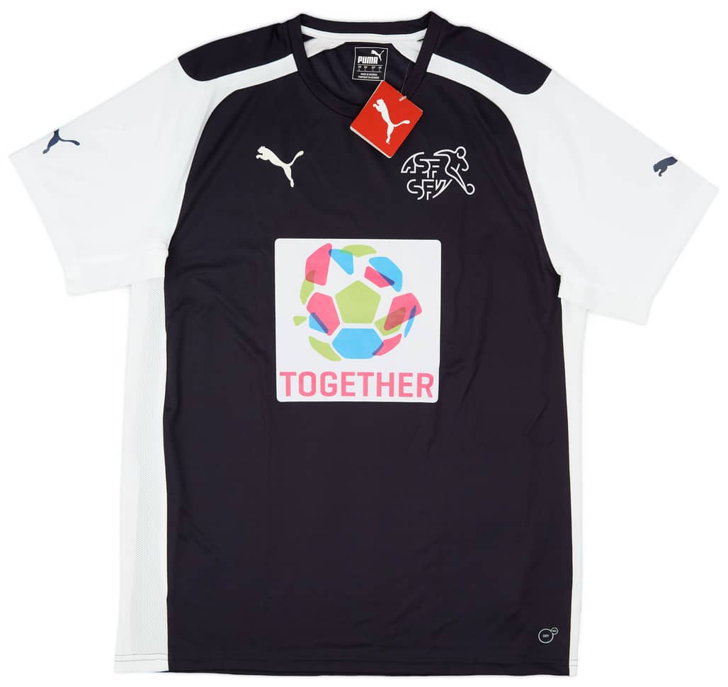 2015-16 Switzerland Puma Training Shirt (L)
