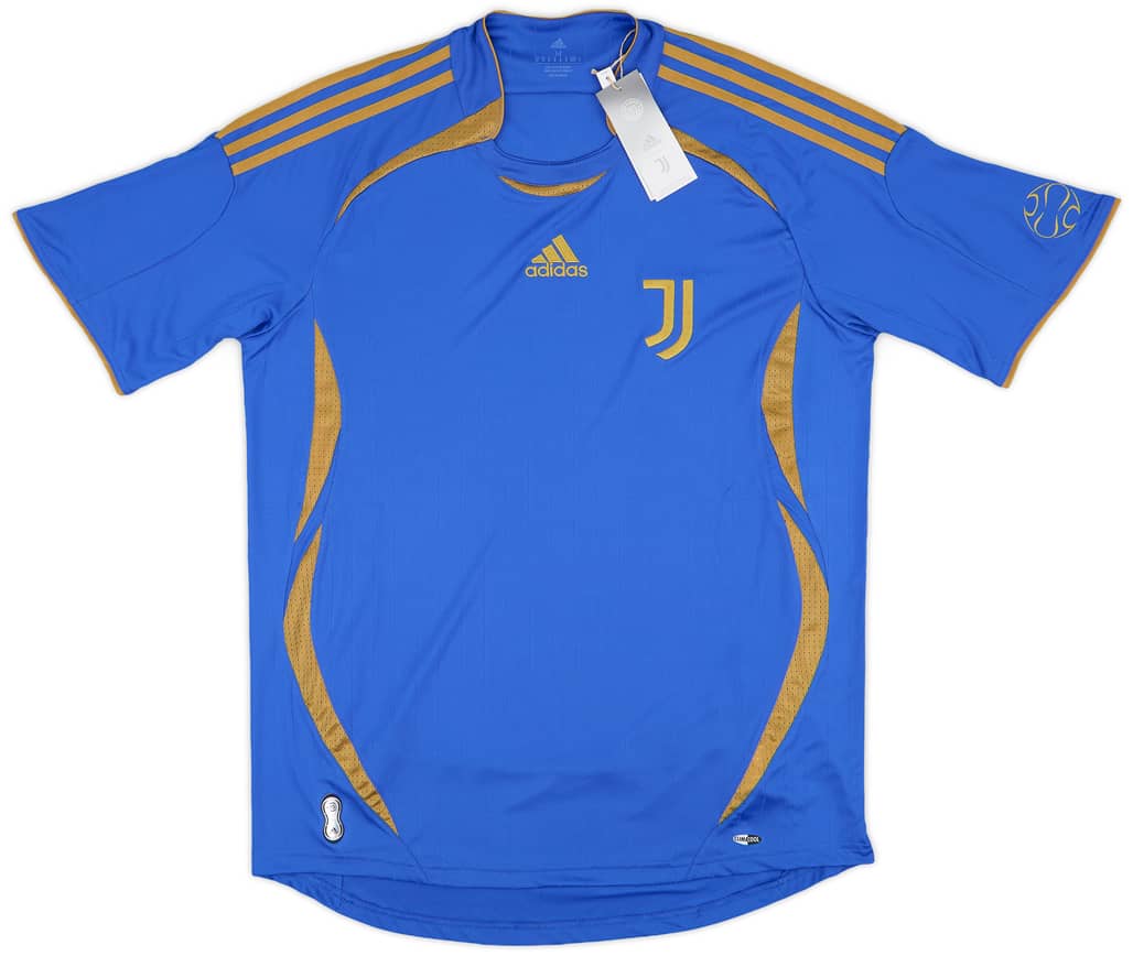 2021-22 Juventus adidas Teamgeist Training Shirt (M)