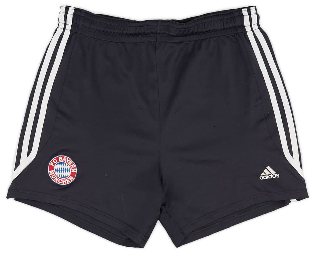 2002-03 Bayern Munich Home Shorts - 5/10 - (M)