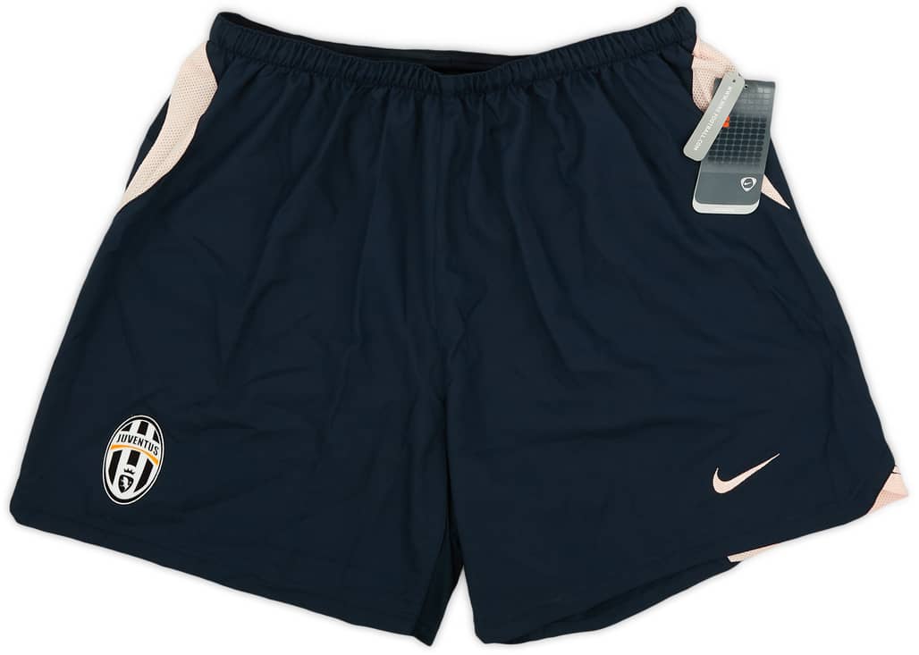 2004-05 Juventus Nike Training Shorts (XL)