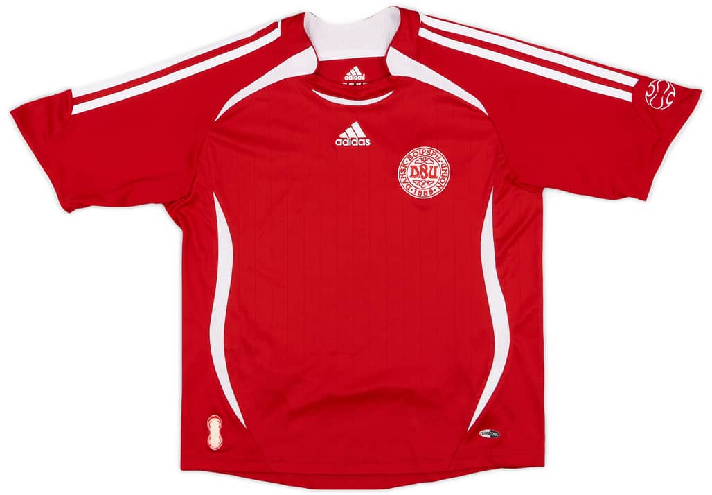 2006-08 Denmark Home Shirt - 9/10 - (M.Boys)