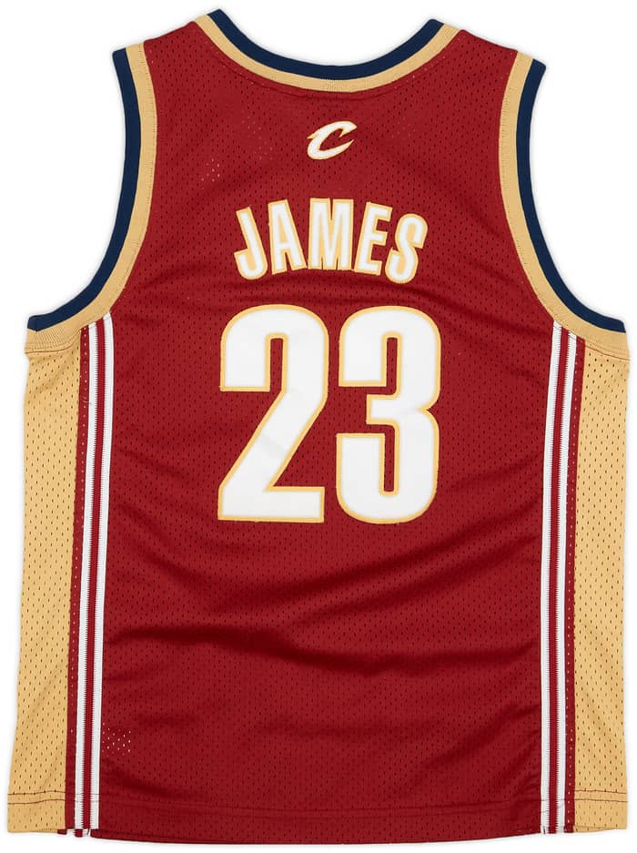 2003-04 Cleveland Cavaliers James #23 Nike Swingman Away Jersey - 7/10 - (M.Boys)