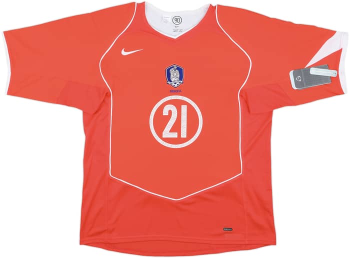 2004-06 South Korea Home Shirt J S Park #21 (L)