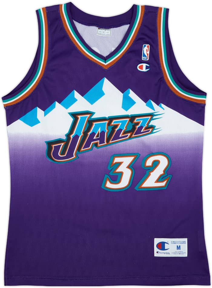 1996-03 Utah Jazz Malone #32 Champion Home Jersey - 7/10 - (M)
