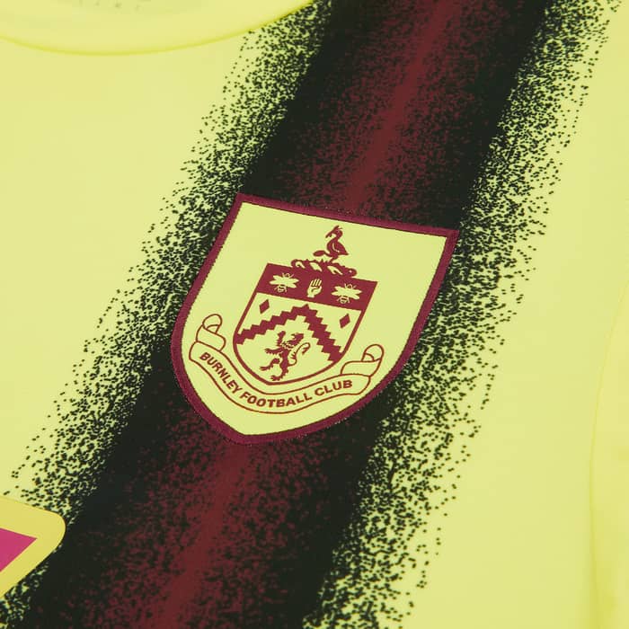 2023-24 Burnley Away Shirt