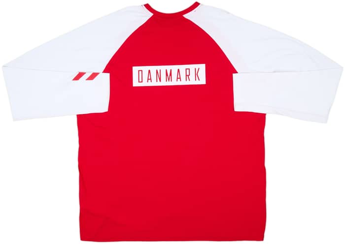 2022-23 Denmark Hummel Leisure L/S Tee (3XL)