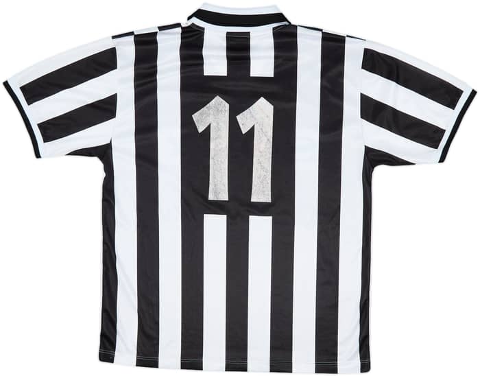 1995-97 Juventus Match Issue Home Shirt #11