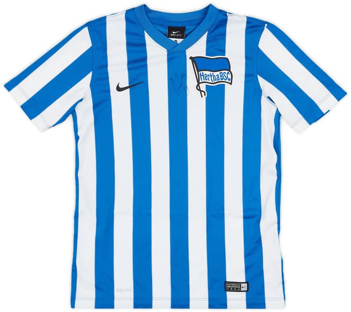 2013-14 Hertha Berlin Signed 'Fussballschule' Home Shirt - 7/10 - (M.Boys)