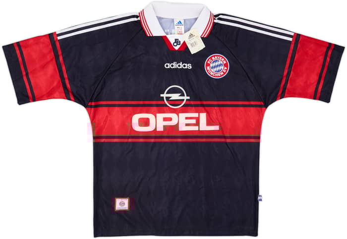 1997-99 Bayern Munich Home Shirt Tarnat #18 (L)