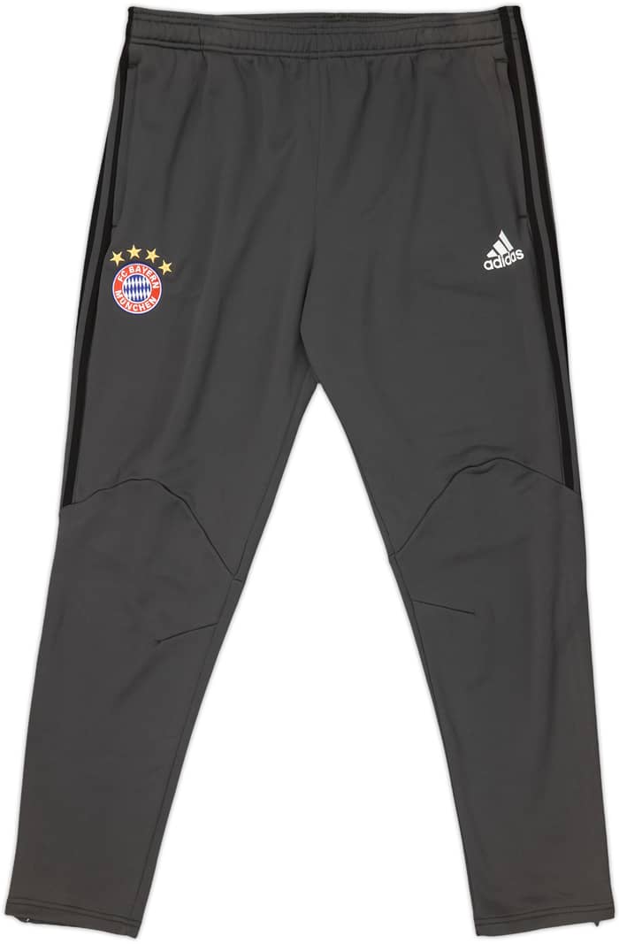 2016-17 Bayern Munich adidas Track Pants/Bottoms (XL)