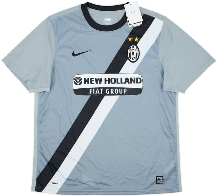2009-10 Juventus Away Shirt (L)