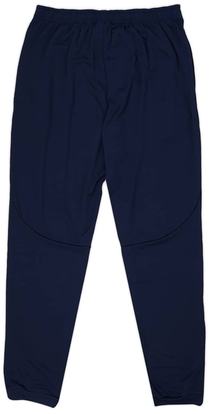 2022-23 Kaizer Chiefs Nike Training Pants/Bottoms