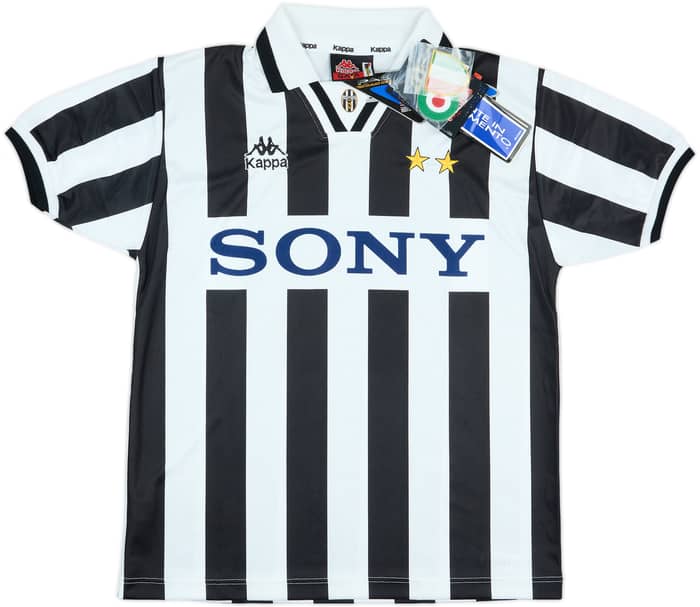 1995-97 Juventus Home Shirt (S)