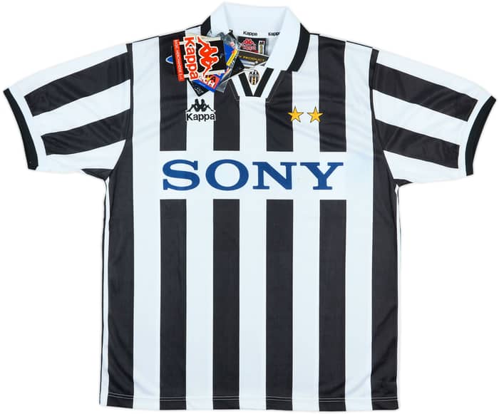 1995-97 Juventus Home Shirt (M)