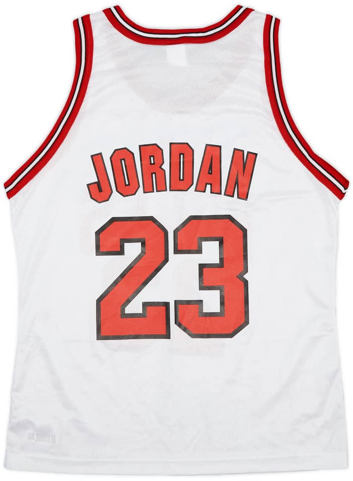 1995-98 Chicago Bulls Jordan #23 Champion Home Jersey - 9/10 - (L)