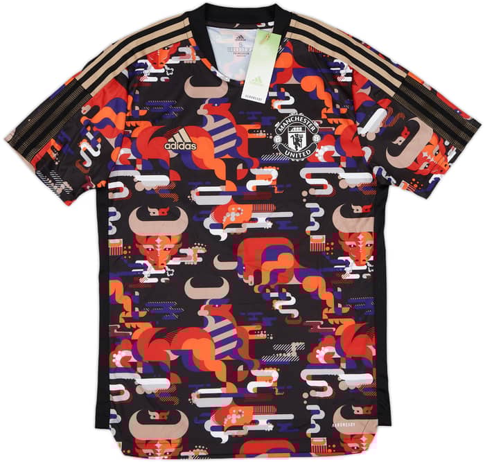 2021-22 Manchester United Chinese New Year adidas Training Shirt (S)