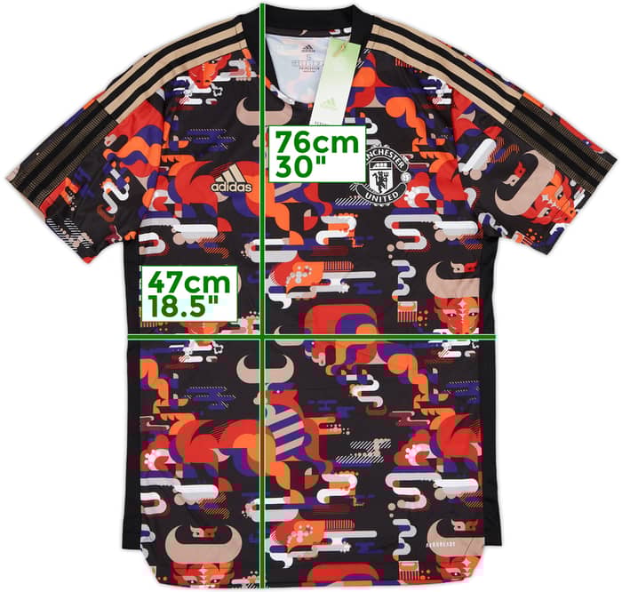 2021-22 Manchester United Chinese New Year adidas Training Shirt (S)