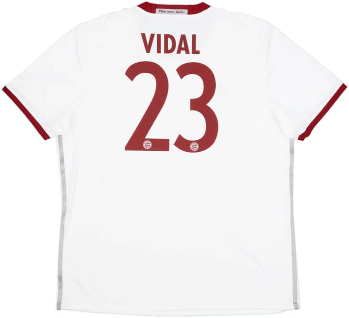 2016-17 Bayern Munich Third Shirt Vidal #23 (XL)
