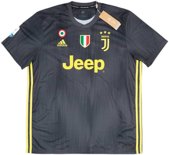 2018-19 Juventus Third Shirt Chiellini #3 (XL)