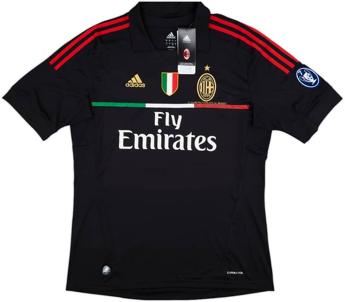 2011-12 AC Milan Third Shirt Aquilani #18 (L)